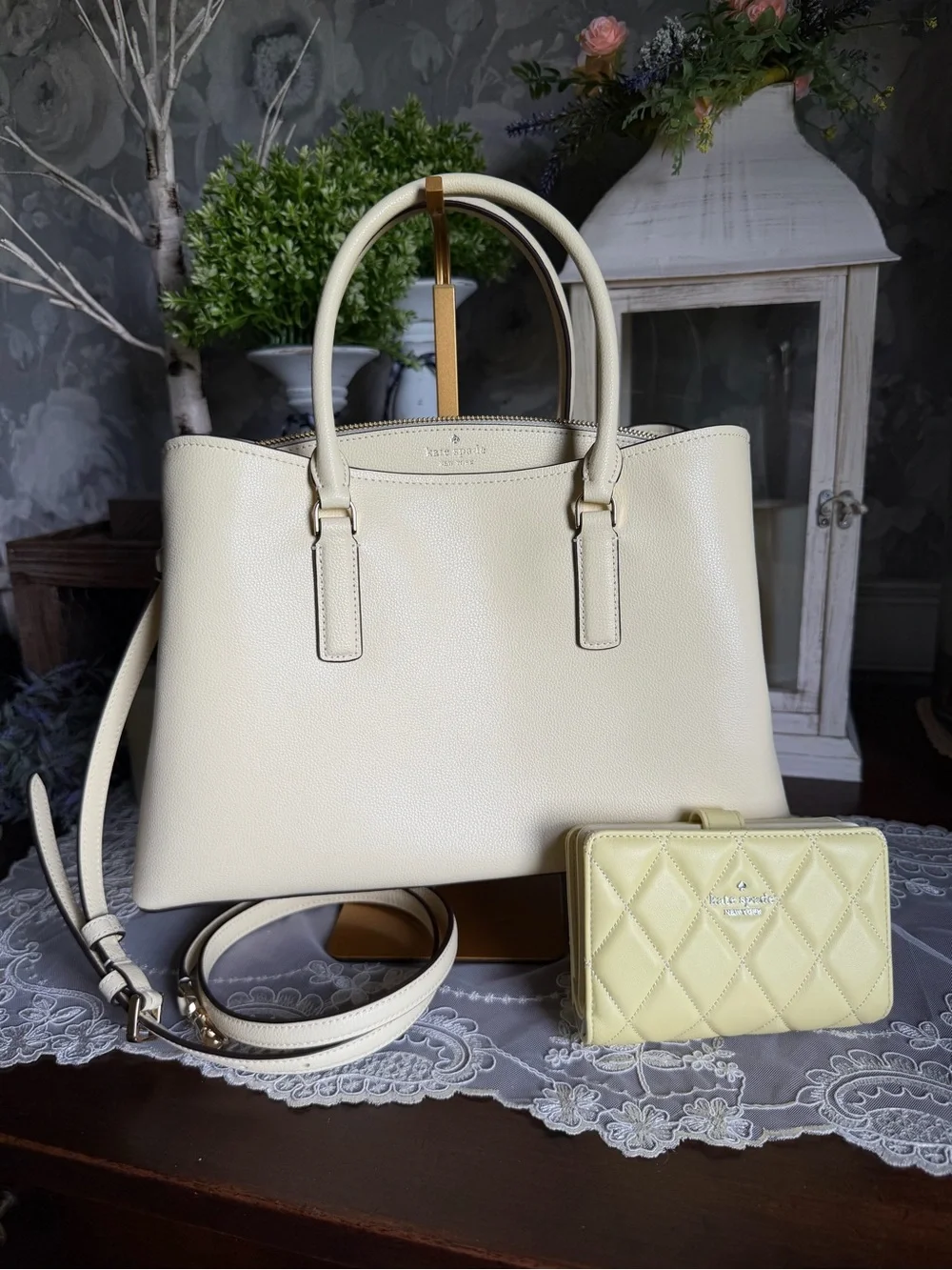 NWT Kate Spade Lemon Fond Thompson Street Delicate Pebble Leather Satchel Wallet